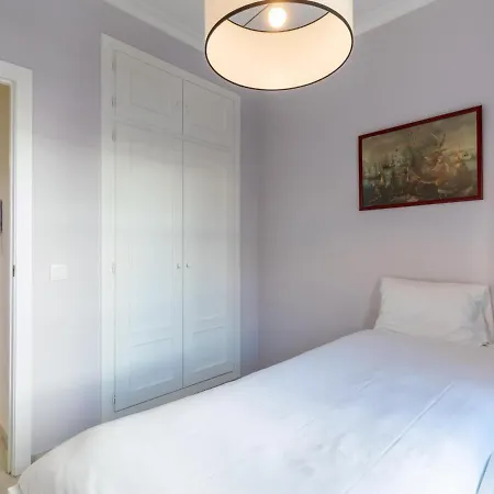 Holi-rent Penthouse Penuelas Appartement *
