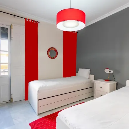 Holi-rent Penthouse Penuelas Apartman